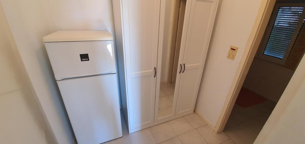 Apartmani Mira Vodice Esterno foto