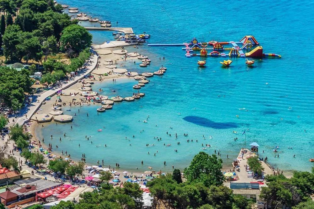 Apartmani Mira Vodice Esterno foto