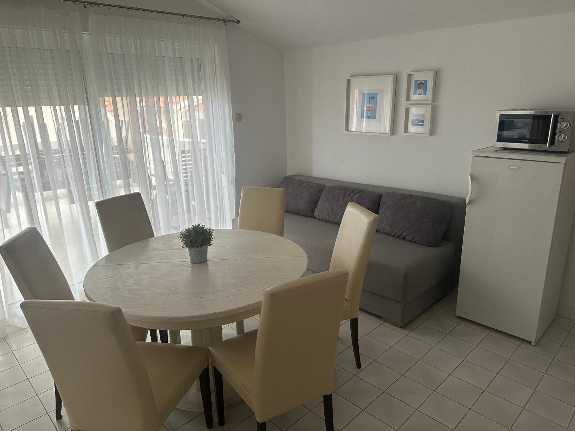 Apartmani Mira Vodice Esterno foto