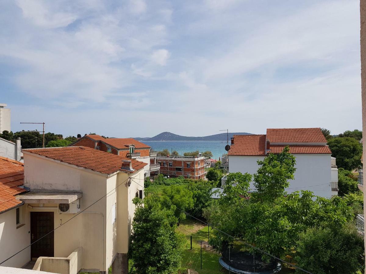 Apartmani Mira Vodice Esterno foto